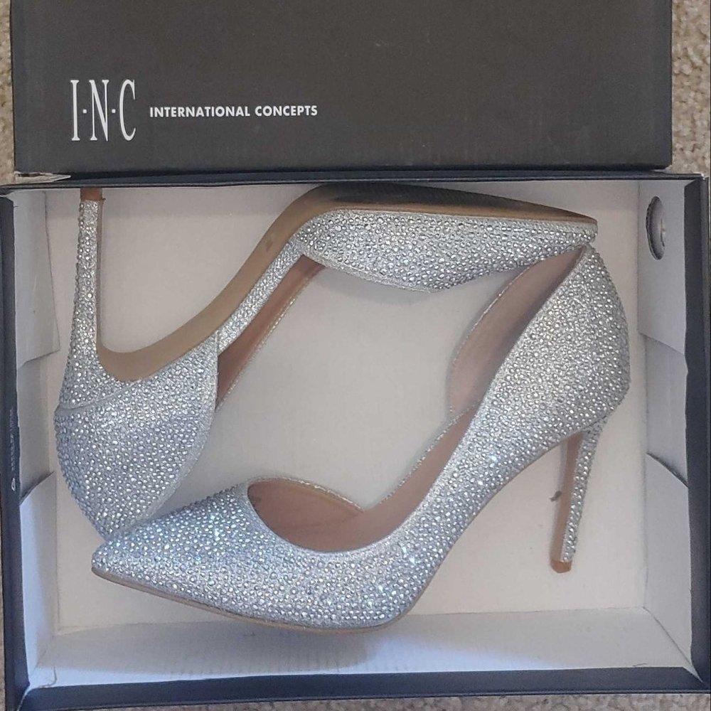 INC Crystal Pumps